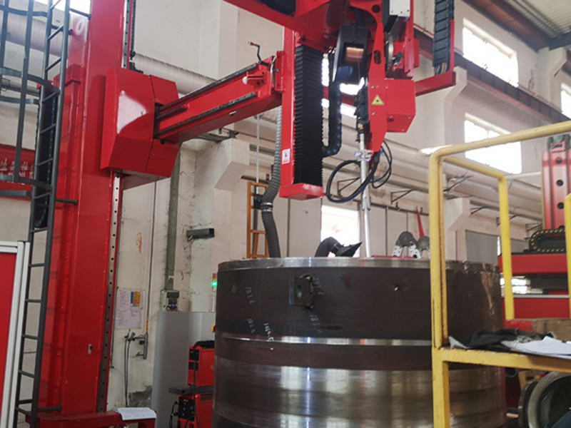 FNS Pipeline hot-wire TIG cladding rotating torch system