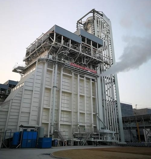 Weld Overlay for Power Plant Piping: Protecting Boiler Tubes & Steam Lines